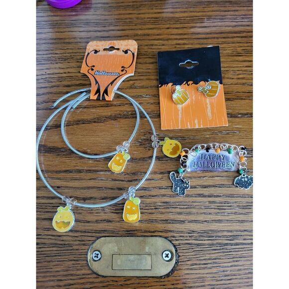Halloween jewelry  4 for $20. 💎 - Picture 1 of 5